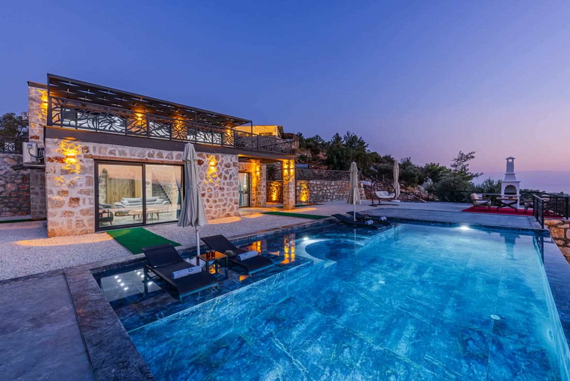 La villa au crépuscule